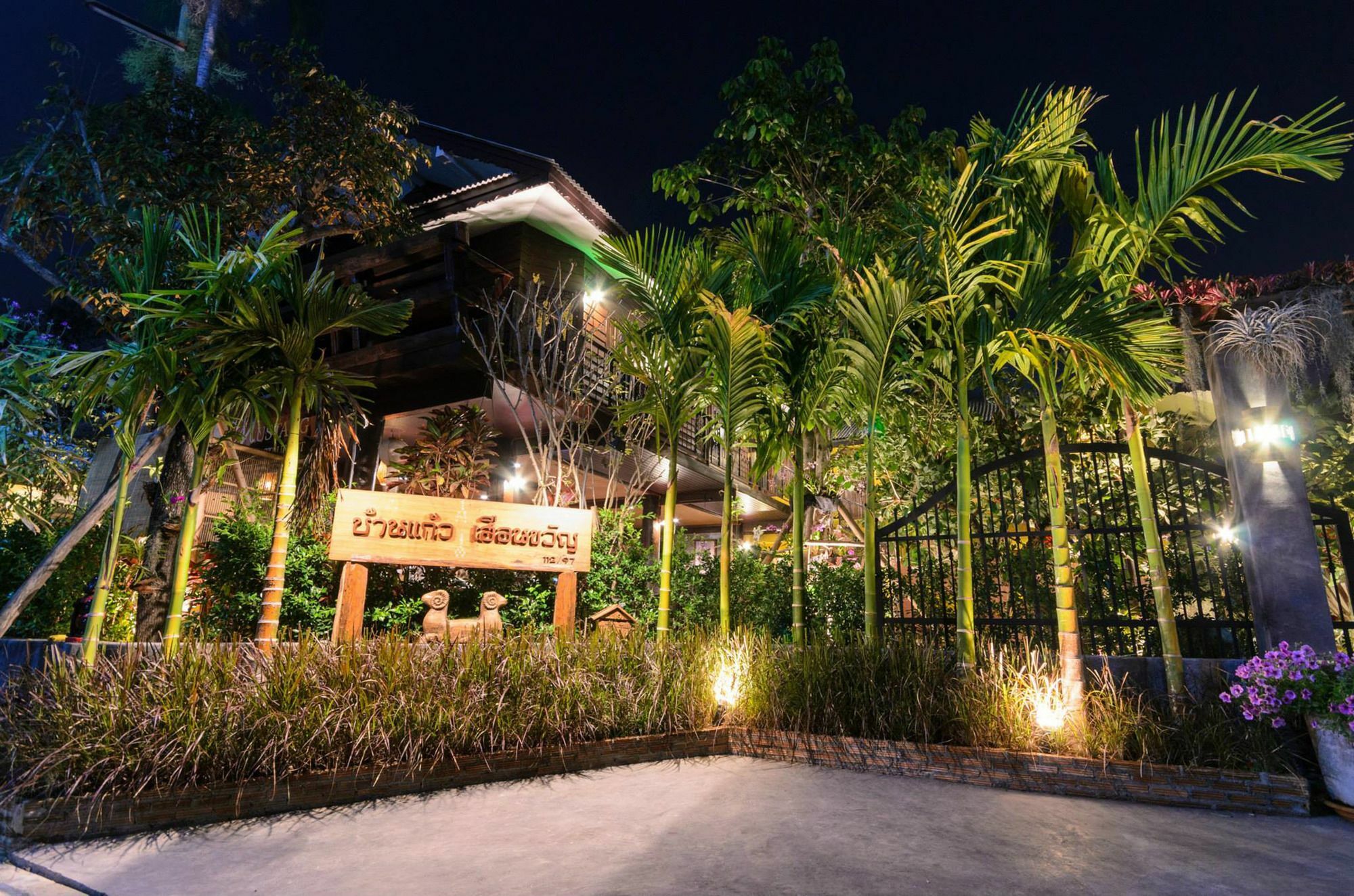 Baankeaw Huenkwan Boutique Hotel Chiang Mai Exterior photo